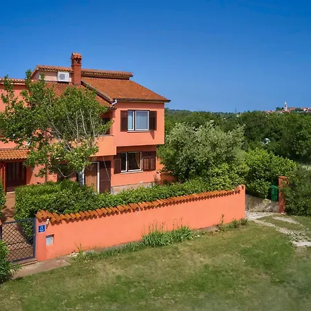 Vikendica Bastianich Mit Grossem Garten Und Pool By Interhome *