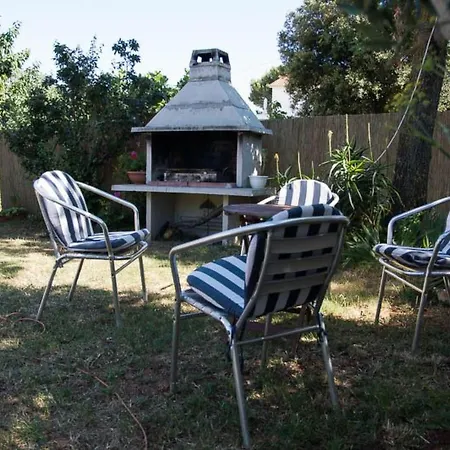 Vikendica Bastianich Mit Grossem Garten Und Pool By Interhome Liznjan