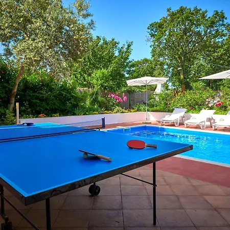 Vikendica Bastianich Mit Grossem Garten Und Pool By Interhome